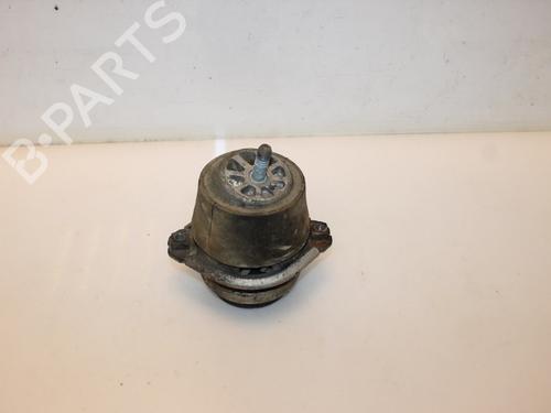 Used Engine mount Engine mount 15318253 15318253