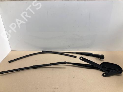 other-mercedes-benz-b-class-sports-tourer-w247-2018-37209213 main image