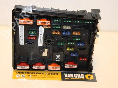 Used Fuse box VW SHARAN (7N1, 7N2) 2.0 TDI (177 hp) 15314635