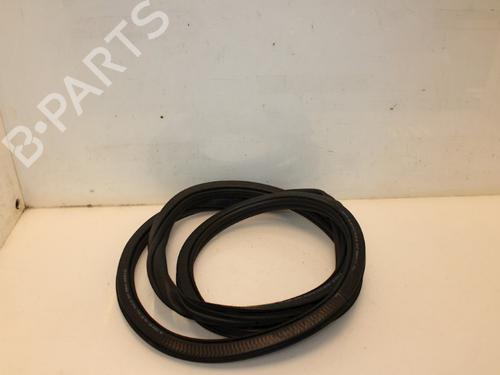 Used Rubber door seal VW UP! (121, 122, BL1, BL2, BL3, 123) 1.0 (75 hp) 15322610