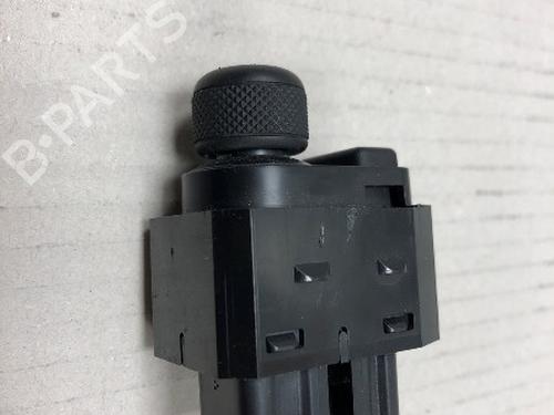 Used Mirror switch Mirror switch 37214030 37214030