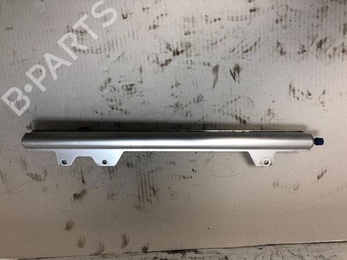 Used Injection rail Injection rail 15532729 15532729