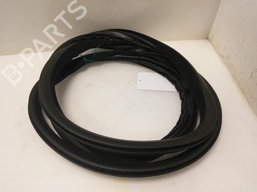Rubber door seal VOLVO V70 III (135) D3 BP15337862C142