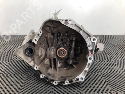 gearbox-toyota-yaris-_p9_-2005-2006-2007-2008-2009-2010-2011-2012-2013-2014-37206224 main image