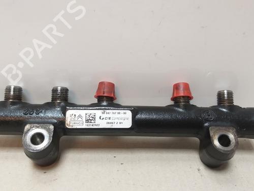 Used Injection rail Injection rail 15531428 15531428