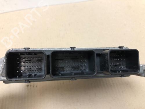 Engine control unit (ECU) DACIA SANDERO 1.2 16V | BP15843251M57 