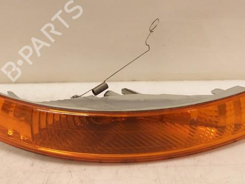Used Right front indicator RENAULT TRAFIC II Van (FL) 1.9 dCi 80 (FL0B) (82 hp) 15339128