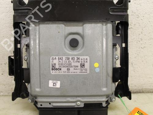 Used Engine control unit (ECU) Engine control unit (ECU) 15303603 15303603
