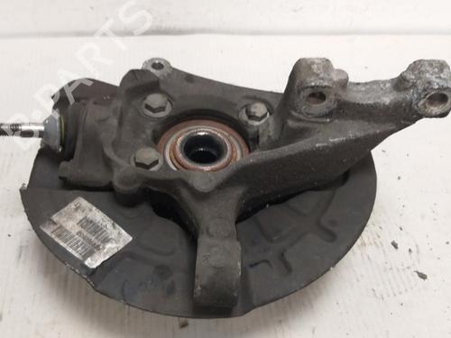 Used Left front steering knuckle VOLVO V70 II (285) 2.4 (140 hp) 15532740
