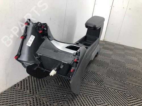 Middle console TOYOTA YARIS (_P21_, _PA1_, _PH1_) 1.5 Hybrid (MXPH10, MXPH11) | BP37211906I22 - Image 3