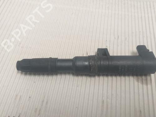 Used Ignition coil RENAULT MEGANE II Estate (KM0/1_) 2.0 (135 hp) 15531957