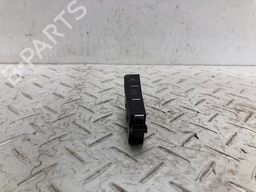 Used Switch Switch VW GOLF VII (5G1, BQ1, BE1, BE2) 1.4 TSI (140 hp) 19531747 19531747
