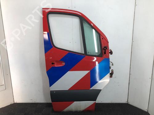 Used Right front door Right front door 37031823 37031823