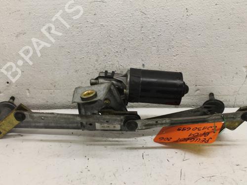 Used Front wipers mechanism PEUGEOT 206 Hatchback (2A/C) 1.4 i (75 hp) 15304735