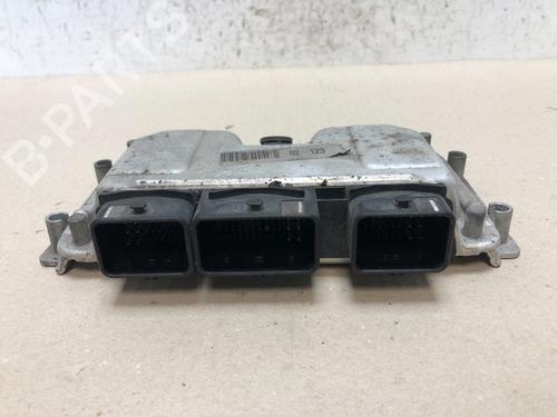Used Engine control unit (ECU) PEUGEOT 206 Hatchback (2A/C) 1.6 16V (109 hp) 15533990