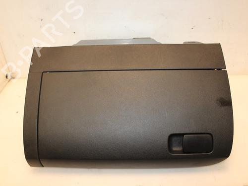 Used Glove box VW POLO V (6R1, 6C1) 1.2 TSI (90 hp) 15323730