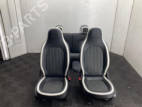 Ensemble sièges RENAULT TWINGO III (BCM_, BCA_) 0.9 TCe 95 (92 hp) 25749752