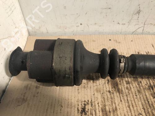 Right front driveshaft MITSUBISHI CARISMA Saloon (DA_) 1.9 TD (DA4A) | BP15334677M39 