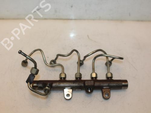 Used Injection rail Injection rail 15329104 15329104