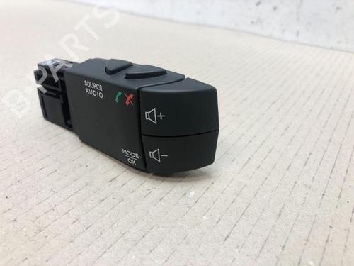 Steering wheel controls RENAULT CLIO IV (BH_) 1.5 dCi 90 | BP17090848E15 