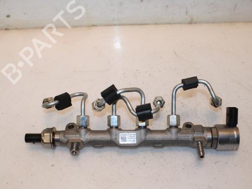 Used Injection rail Injection rail 15332354 15332354