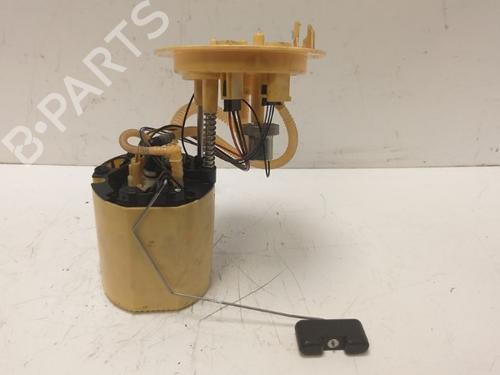 Used Fuel pump Fuel pump 16095582 16095582