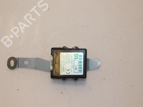 Used Electronic module TOYOTA PRIUS Liftback (_W2_) 1.5 Hybrid (NHW20_, NHW20R) (112 hp) 15319794