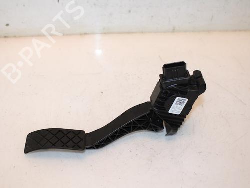 Used Pedal VW TOURAN (5T1) 1.6 TDI (115 hp) 15332632