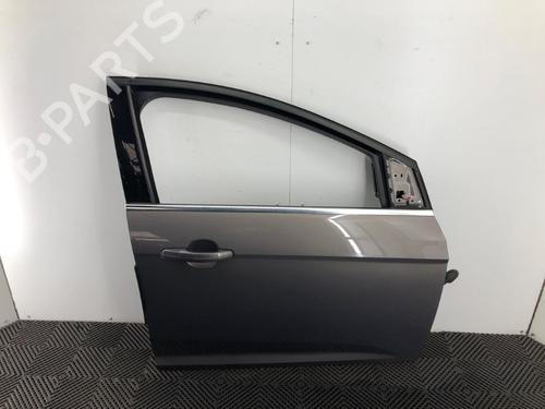 Used Right front door Right front door 37214241 37214241