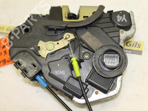 Front left lock TOYOTA AVENSIS (_T25_) 2.0 D-4D (CDT250_, CDT250R) | BP15305039C98