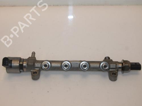 Used Injection rail Injection rail 15317455 15317455