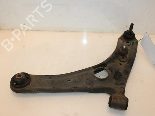 Used Left front suspension arm TOYOTA YARIS (_P1_) 1.0 (SCP10_, SCP10R) (68 hp) 15323995