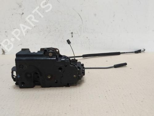 Used Rear left lock VW BORA I (1J2) 1.6 (101 hp) 15532975