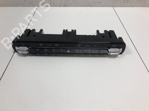 Used Climate control Climate control MERCEDES-BENZ B-CLASS Sports Tourer (W247) B 200 d (247.012) (150 hp) 36702243 36702243