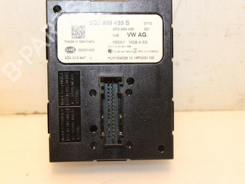 Used Other VW GOLF VII (5G1, BQ1, BE1, BE2) 1.4 GTE Hybrid (204 hp) 15325009