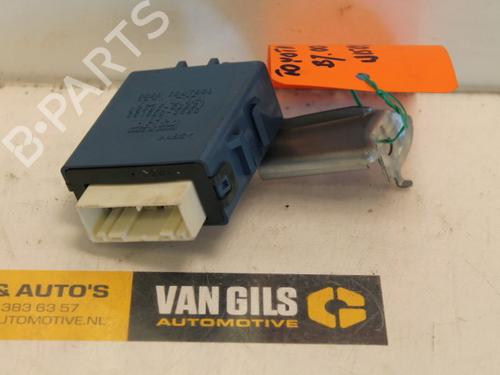 Elektronisk modul TOYOTA YARIS (_P1_) 1.0 (SCP10_, SCP10R) (68 hp) 15311421