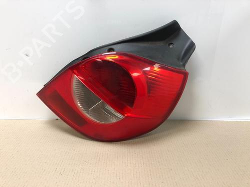 Used Right taillight RENAULT CLIO III (BR0/1, CR0/1) 1.4 16V (98 hp) 15536509