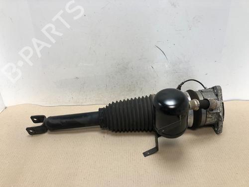 Used Right rear shock absorber Right rear shock absorber 16399363 16399363