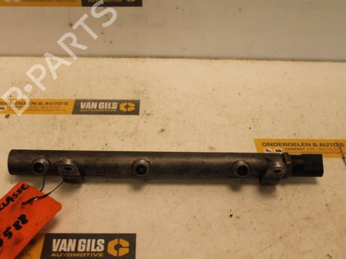 Used Injection rail Injection rail 15311813 15311813