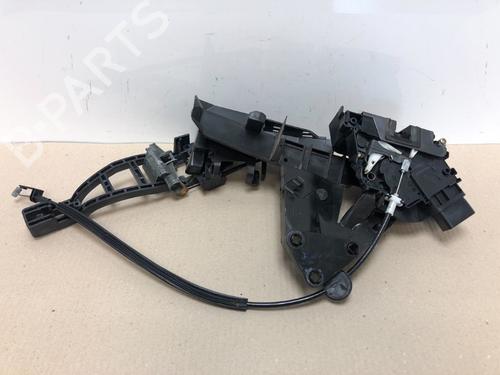 Vergrendeling rechts voor FORD FOCUS II (DA_, HCP, DP) 2.0 (145 hp) 15537567