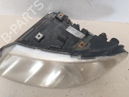 Left headlight CHRYSLER VOYAGER IV (RG, RS) 2.8 CRD | BP15342794C28 