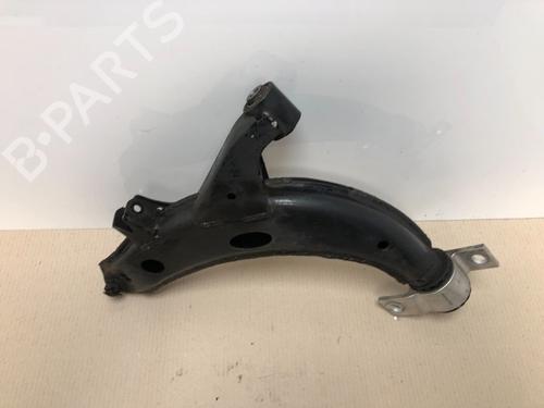 Right front suspension arm SUBARU IMPREZA Estate (GF) 2.0 i AWD (GF8) | BP15537067M13 