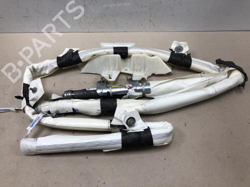 right-curtain-airbag-tesla-model-3-5yj3-2017-37209252 main image
