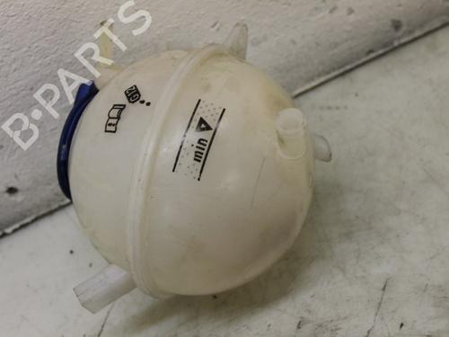 Used Expansion tank Expansion tank 15302256 15302256