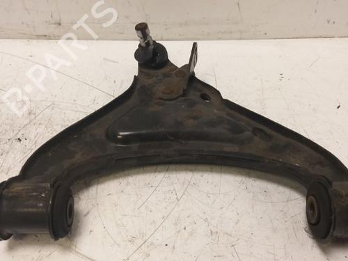 Used Right front suspension arm Right front suspension arm 15531341 15531341