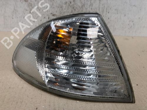 Used Right front indicator Right front indicator 15533842 15533842