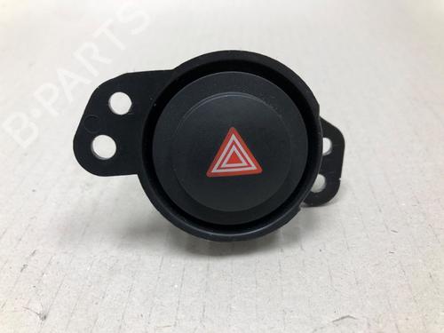 warning-switch-toyota-aygo-_b4_-2014-37204915 main image