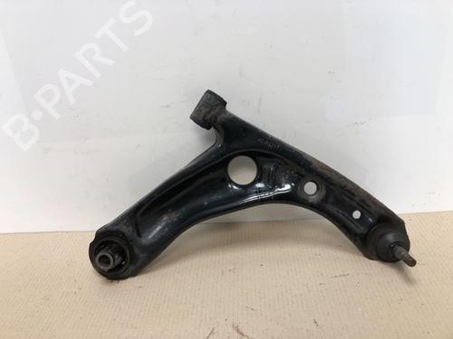 Used Right front suspension arm CITROËN C1 (PM_, PN_) 1.0 (68 hp) 17043617