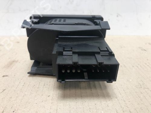 Headlight switch FORD FOCUS II (DA_, HCP, DP) 2.0 | BP15537606I24 