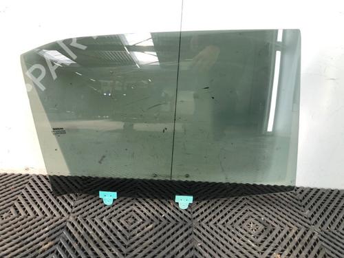 Used Rear right door window Rear right door window 37209587 37209587